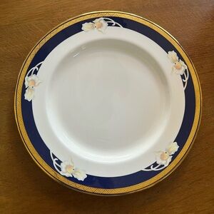 CHRISTINEHOLM ROYAL ORCHID Fine Bone China dinner plate